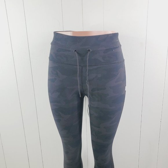 Vuori Women's Black Drawstring Camouflage Daily Compression Leggings Size M - Picture 4 of 6